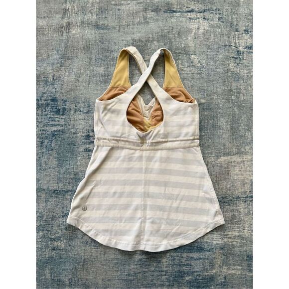 Lululemon Action Pale Blue White Silver Athletic Tank Top Size 4 - Picture 6 of 6